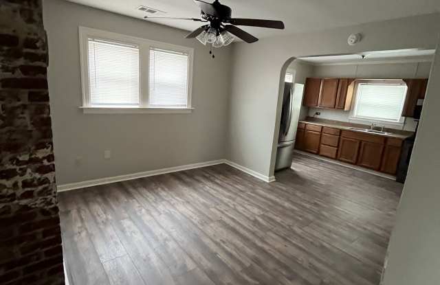 1228 West Walnut Street