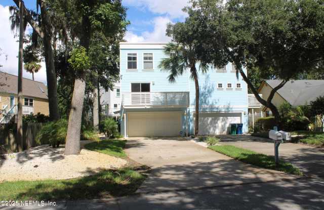 2102 MARSH POINT Road