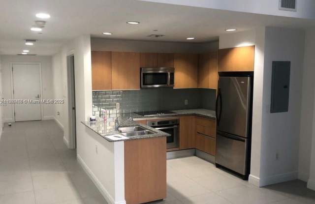 Photo of 1050 Brickell Ave