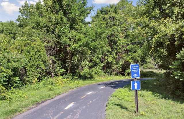 6997 Polaris Lane North