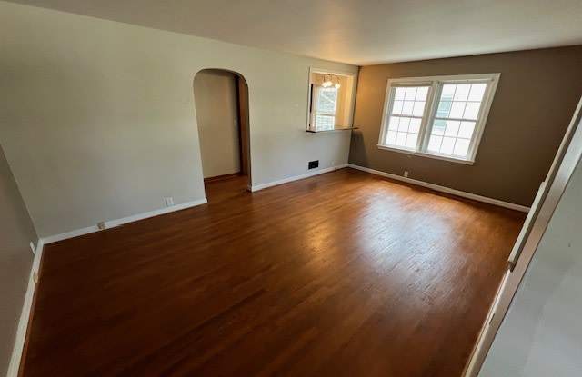 2524 South Walnut Street