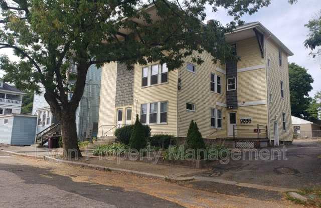 156 Bennett St
