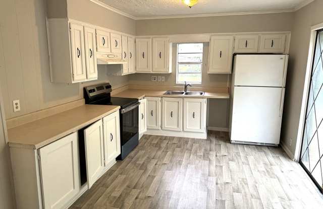 1231 Waller - House for Lease