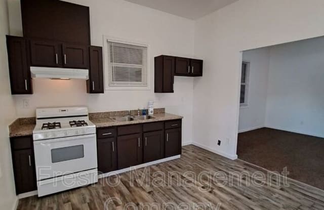 439 N Glenn Ave.