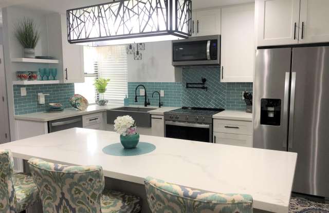 9226 E Altadena Avenue