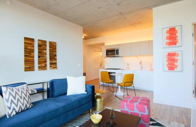 338 North Desplaines St.