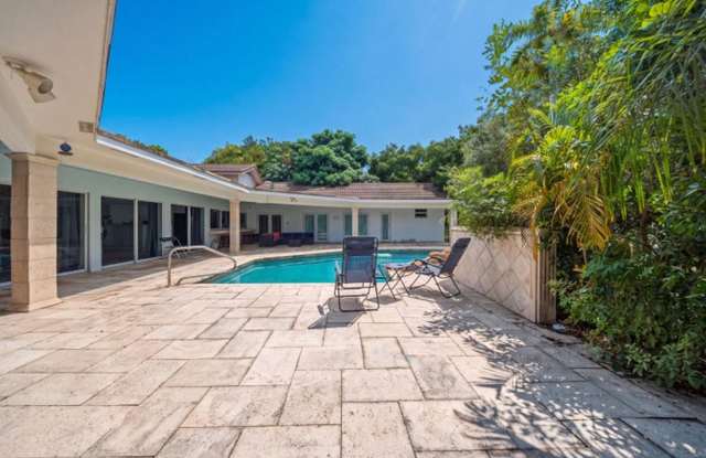 4020 NW 101ST Drive, Coral Springs, FL 33065 - 1571