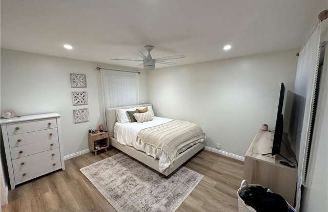 12042 Hackamore Road