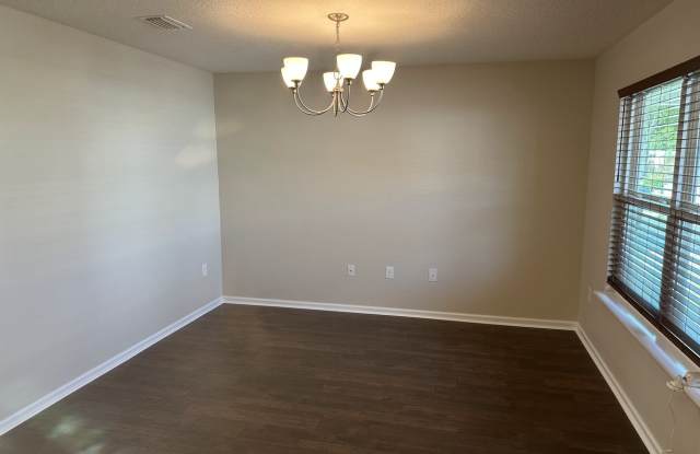 5882 Old Plantation Court