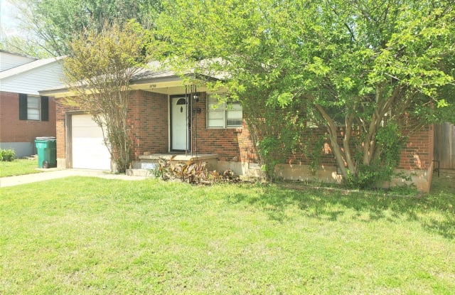 2759 W Eubanks St - 2759 West Eubanks Street, Oklahoma City, OK 73112