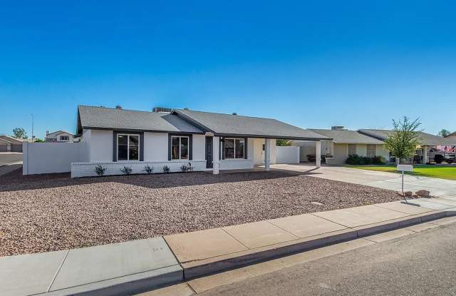 Photo of Beautifully FURNISHED Remodeled Corner-Lot Home in a Prime Chandler Location!