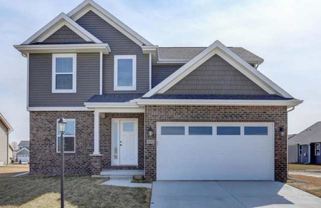 Photo of Beautiful 5 bed, 4 bath-Prairie Crossing, Mahomet - AVAILABLE NOW