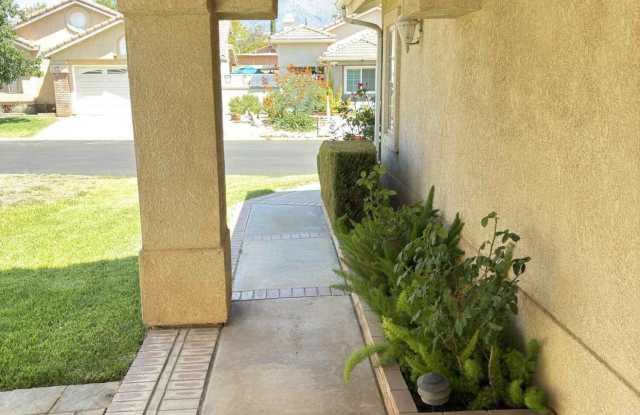 2890 Summer Set Circle