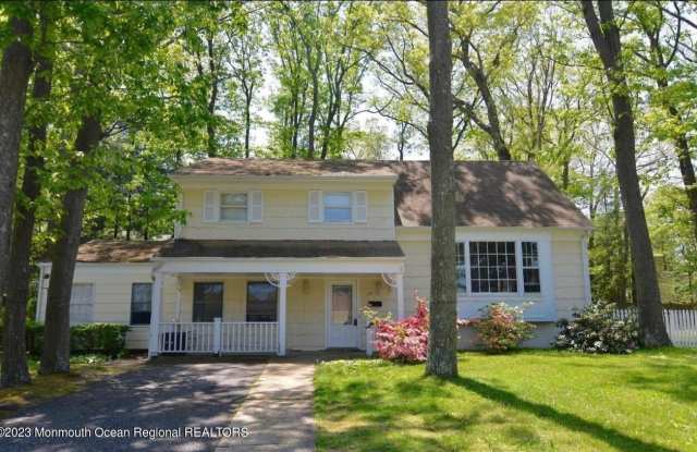 20 Roslyn Drive