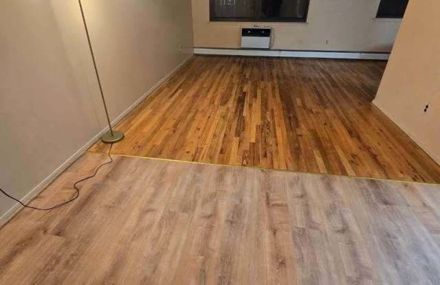 Photo of 220-75 67 Avenue