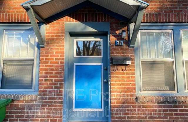 37 Dunwell Avenue