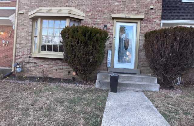 7416 ERSKA WOODS Court