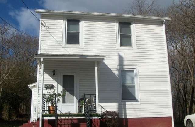 1 Bedroom 1 Bath House Available to Rent for $695/Mo. - 2281 Aragon Street, Lynchburg, VA 24501