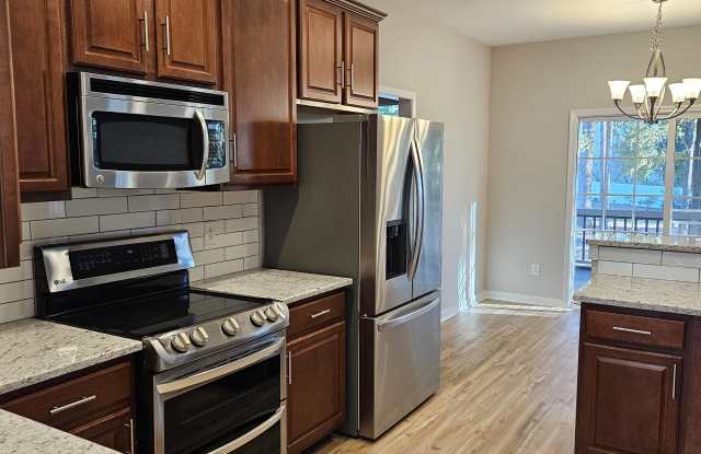 919 Middle Ground Avenue