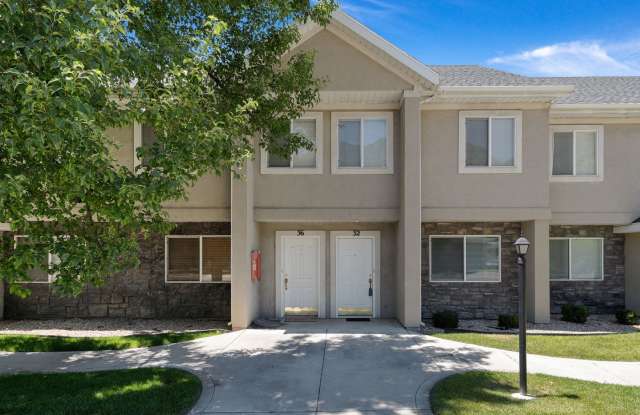 Photo of Cute 3 Bed 1.5 Bath in Provo!!