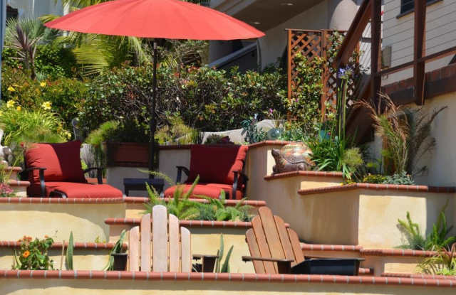 Beach Bungalow - Furnished