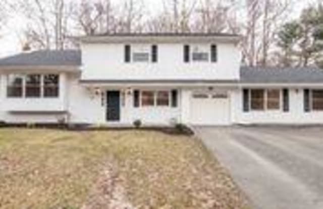 30 Duncan Drive - 30 Duncan Drive, Robertsville, NJ 07751