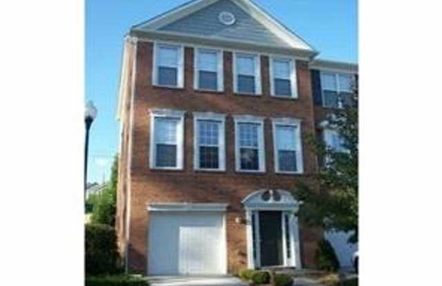 2301 Towneheights Terrace Unit #14