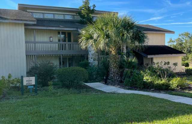 Charming and Spacious 1-Bedroom, 1-Bath Condo in the Highly Desirable Grenelefe Community!