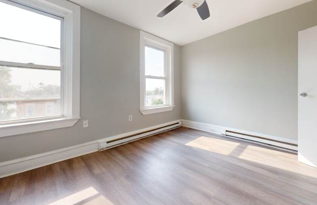Photo of 2542 N 33rd Street