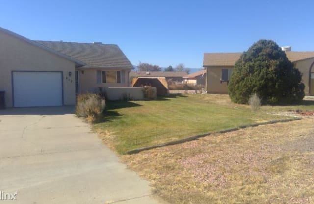 913 S Harmony Place - 913 South Harmony Place, Pueblo West, CO 81007