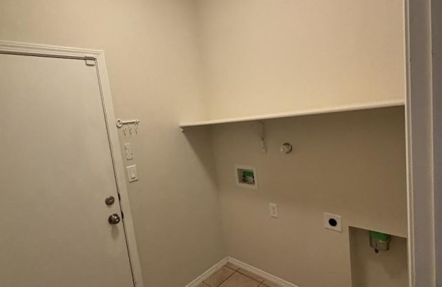 3012 Tierra Dorado Drive Southwest