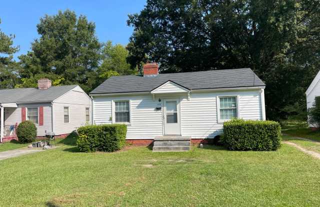 Photo of 2 Bedroom House - Section 8 Accepted