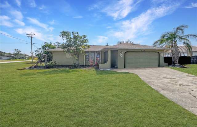 3705 SW 7th Place
