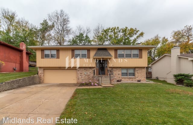 3509 Lynnwood Dr - 3509 Lynnwood Drive, Bellevue, NE 68123