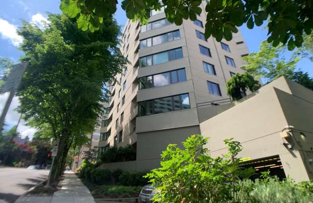 Park Place Towers Condo - 2 Bedrooms, 2 Baths, 1,019 Sq. Ft. w/ A/C! - 2245 Southwest Park Place, Portland, OR 97205