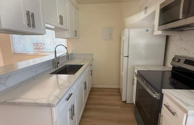 Newbury Park Condo - Two Bedroom, one bath located in Newbury Park