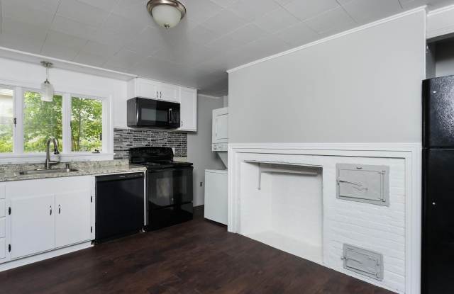 Photo of 137 Locust Street