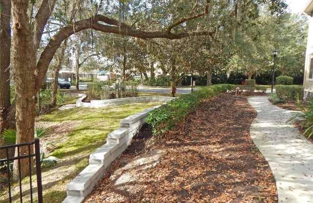 16411 KINGLETRIDGE AVENUE