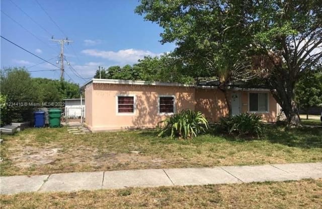 17031 NW 10th Ct - 17031 NW 10th Ct, Miami Gardens, FL 33169