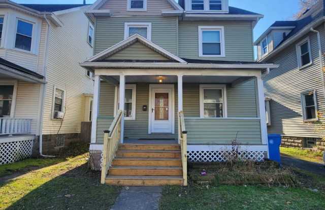 Four Bedroom, Two Bathroom Single Family Home!