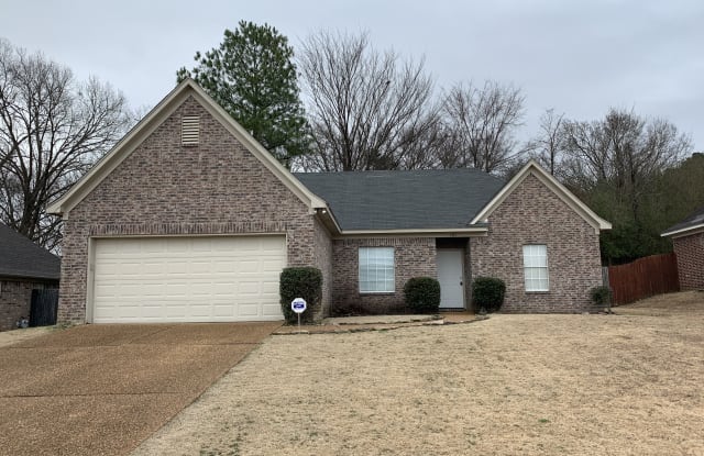 185 Village Dr - 185 Village Drive, Oakland, TN 38060