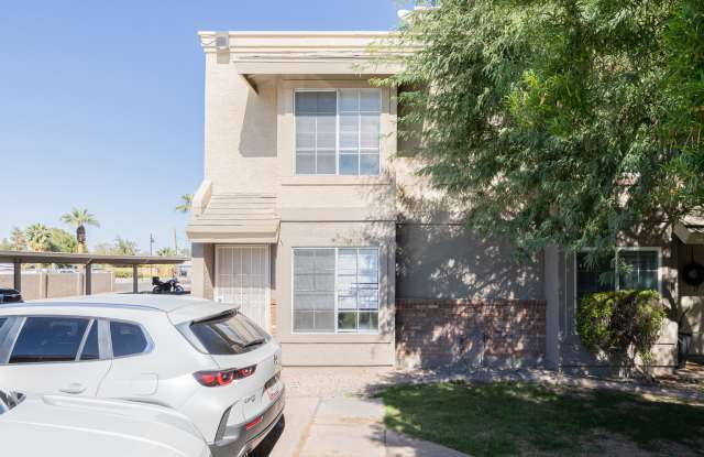 1055 W 5TH ST UNIT 18