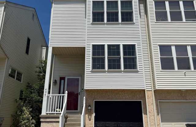 434 PLEASANT VALLEY Drive