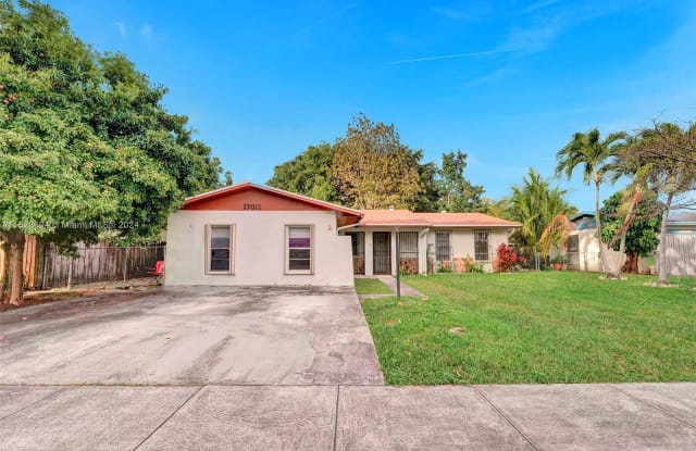 13011 SW 80th St - 13011 Southwest 80th Street, Kendale Lakes, FL 33183