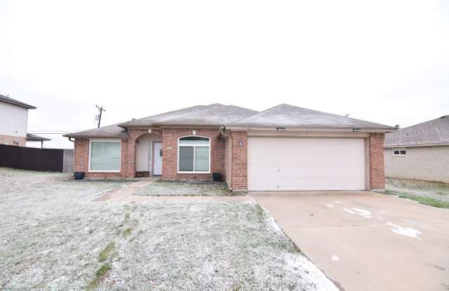 4814 Water Oak Dr