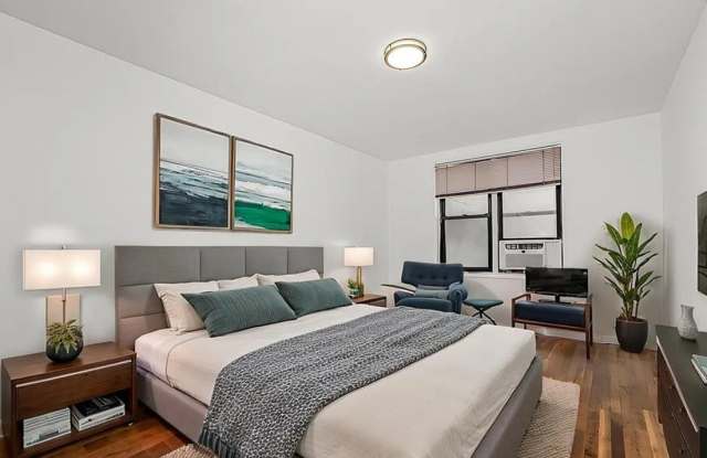 3101 Ocean Pkwy Apt 3H