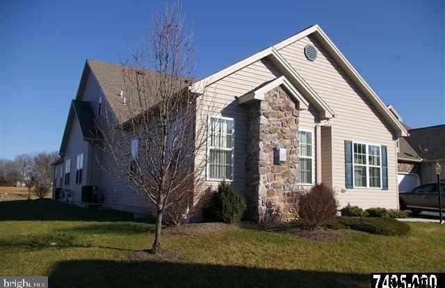 9 IVY LANE - 9 Ivy Ln, Adams County, PA 17325