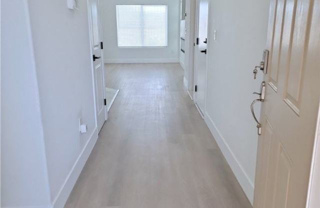 3792 Calle De Rio Avenue