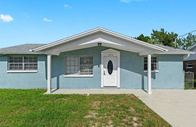 Photo of 13916 SOMMERS AVENUE