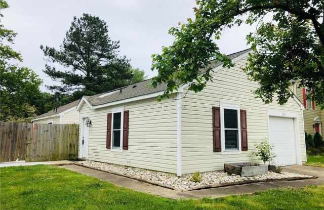 824 Chimney Hill Parkway